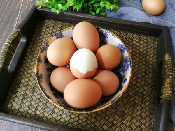 Trứng luộc
